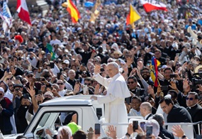 Die Heilige Messe zur Amtseinführung von Papst Leo XIV. am 18. Mai 2025 auf dem Petersplatz in Rom.