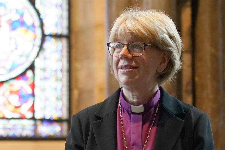 Allen alles: Sarah Mullally wird neue Erzbischöfin von Canterbury