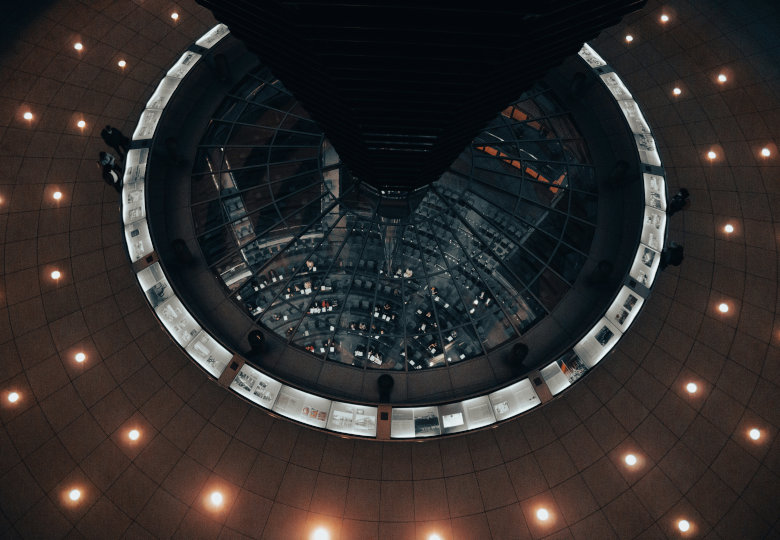 „Krisen gehörten zur Demokratie“: Ein Gespräch mit der Historikerin Hedwig Richter