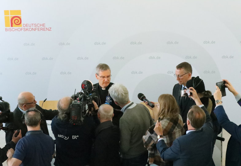 Neue Geistlichkeit: Deutsche Bischofskonferenz