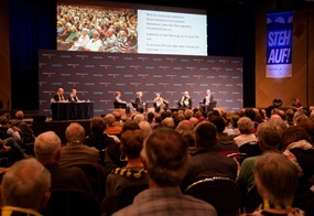 Ein Podium auf dem Katholikentag zum Verhältnis von Politik und Kirche