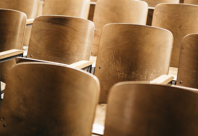 Die Letzten ihrer Art? Zur Zukunft der universitären Theologie