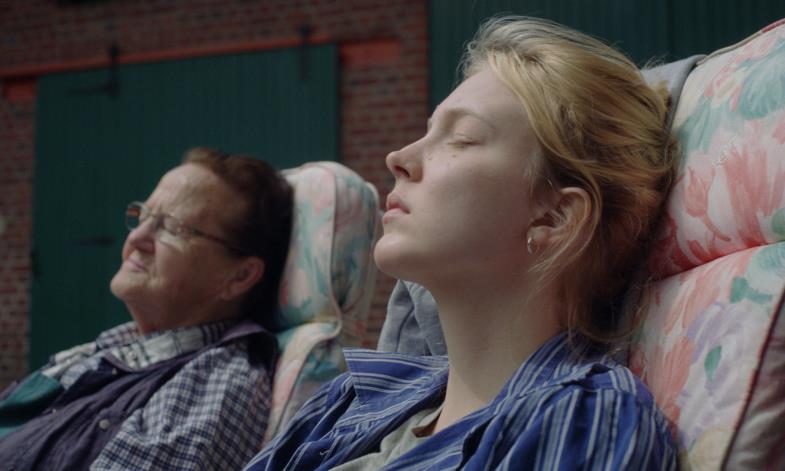 Abschied auf Raten: Der Film „Sechswochenamt“ beleuchtet den Trauerprozess einer jungen Frau