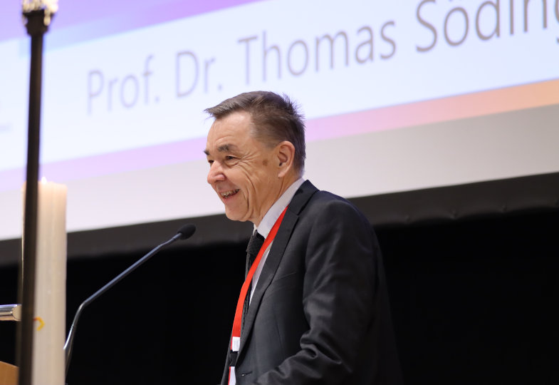Professor Thomas Söding spricht beim Synodalen Weg