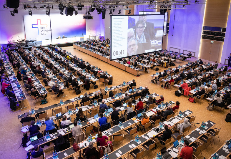 Fünfte Synodalversammlung in Frankfurt