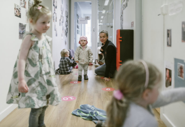 Angenehm angepasst – autistisch? Masking bei Mädchen