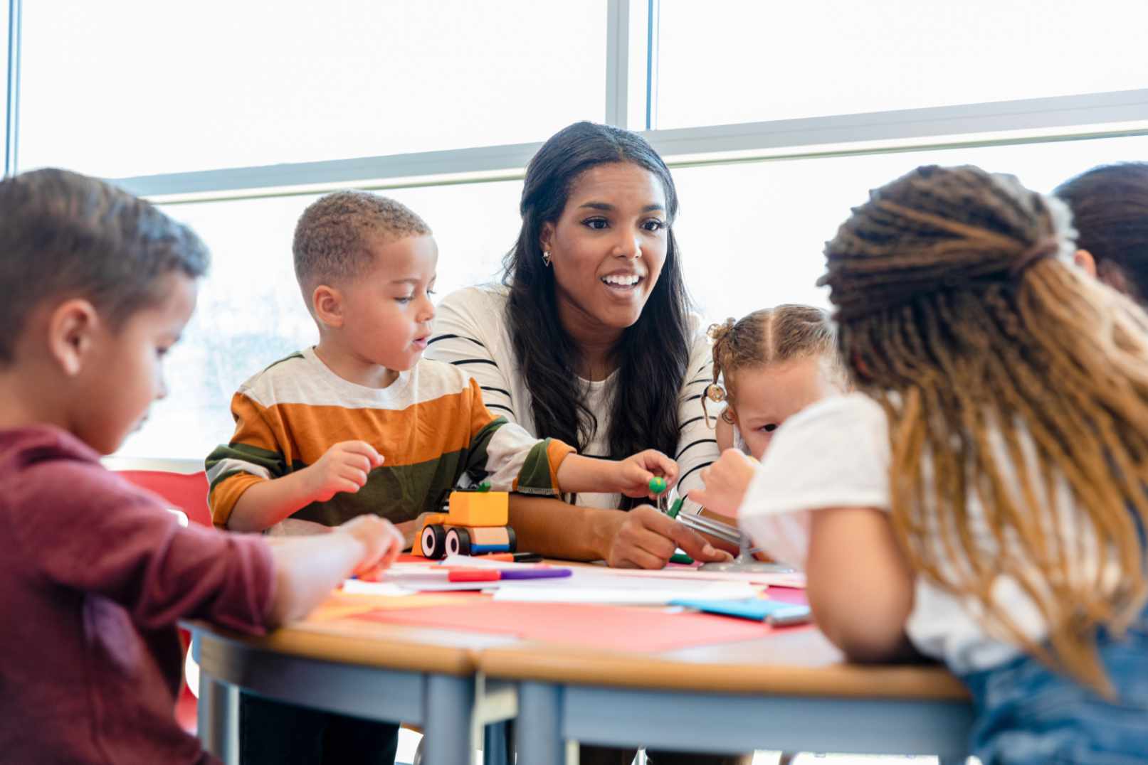 „Die Nationalität der Fachkräfte ist Kindern egal“: Im Gespräch