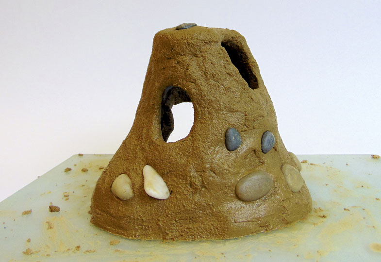 Eine kleine Höhle aus Lehm: Impulse aus dem Reggio-Atelier