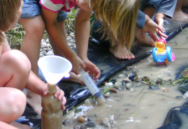 Eine kreative Idee mit Wasser: Wasserläufe