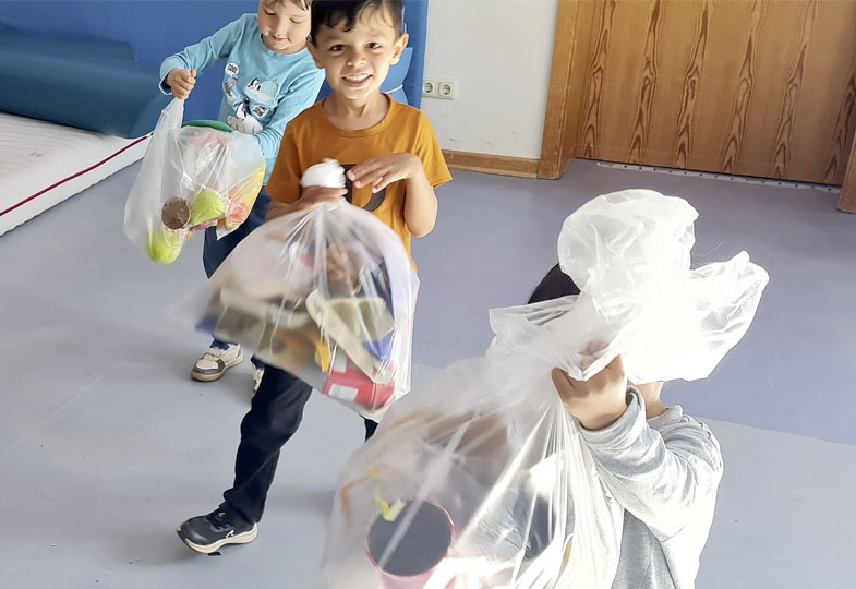 Spielend zum Müllprofi werden: Recycling und Upcycling