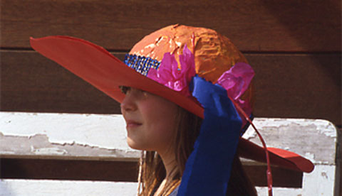 basteln-mit-kleisterballons-eleganter-sonnenhut