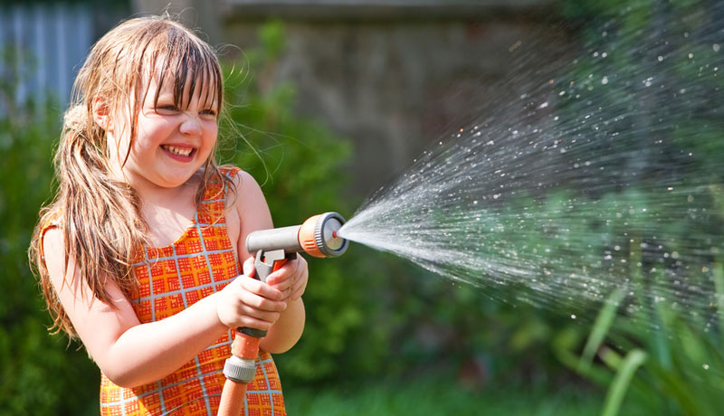 Geburtstag feiern im Hochsommer: Wasserfest