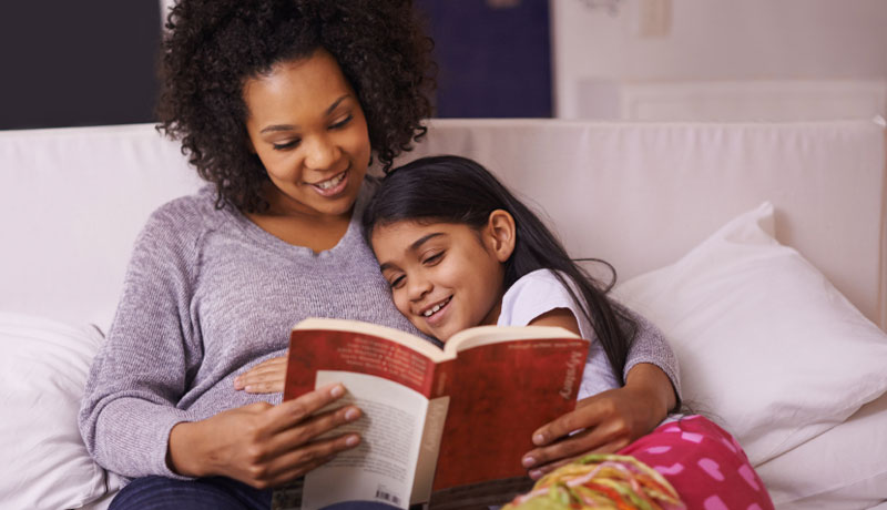 Kinder brauchen Rituale: "Mama liest mir abends noch was vor"