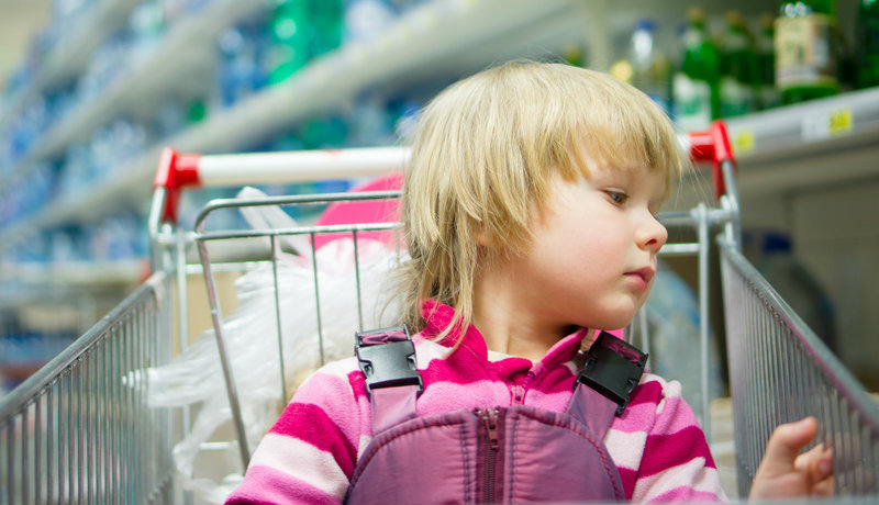 Kinder im Supermarkt: Ich will das aber haben