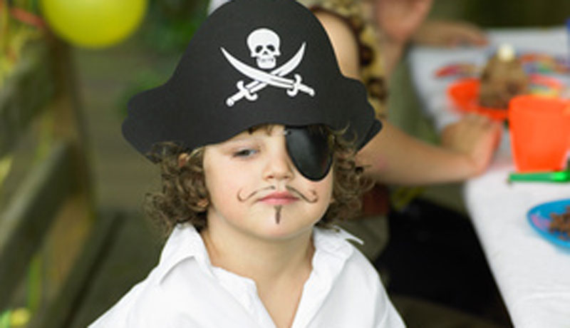 Wir feiern ein Piratenfest: Als wilder Seeräuber durch den Fasching