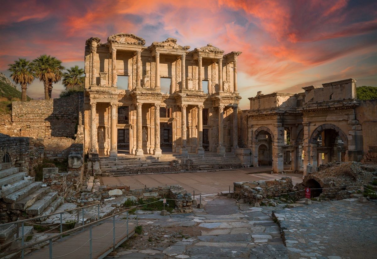 Blick auf die Celsusbibliothek in Ephesos