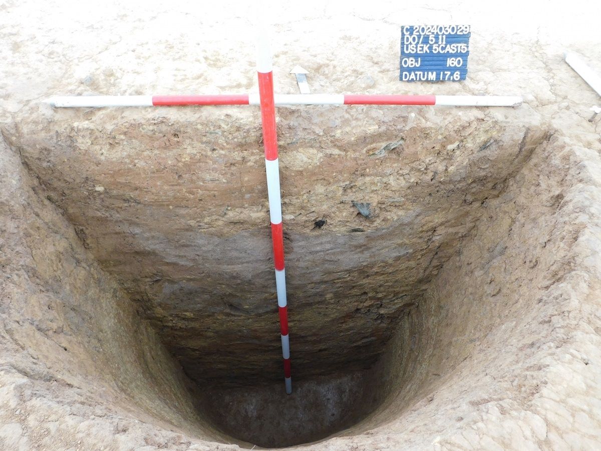 Grube zur möglichen Goldgewinnung, Rettungsgrabung Prag