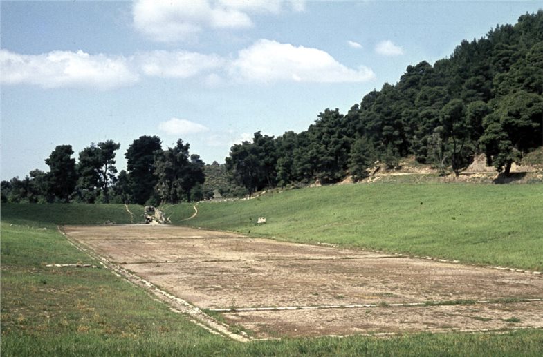 Olympia (Griechenland), Stadion (4. Jh. v. Chr.). Ansicht von Süd-Südost.