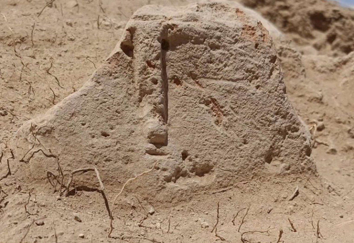 Archäologen entdecken einzigartige Götzenfigur und größten Urnenfelderfriedhof Armeniens