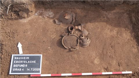 Befund mit Grabbeigaben Nauheim
