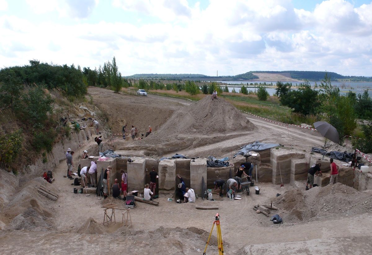 Bahnbrechender Fund: Neandertaler betrieben bereits vor 125.000 Jahren „Fettfabriken“