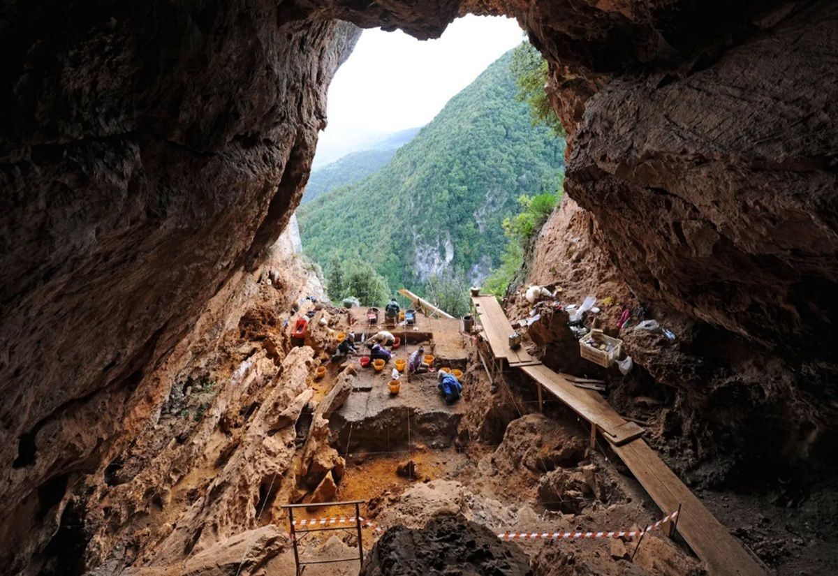 Bronzezeitliche DNA aus Kalabrien: Ein Blick in das Leben einer eigenständigen Berggemeinschaft