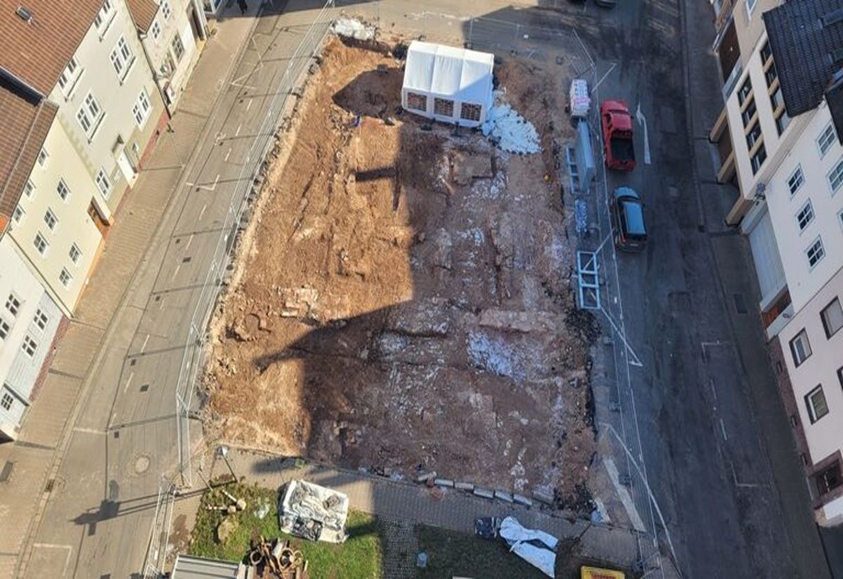 Blick auf die Fundamente der Godehardkirche in Eschwege vom Nikolaiturm aus