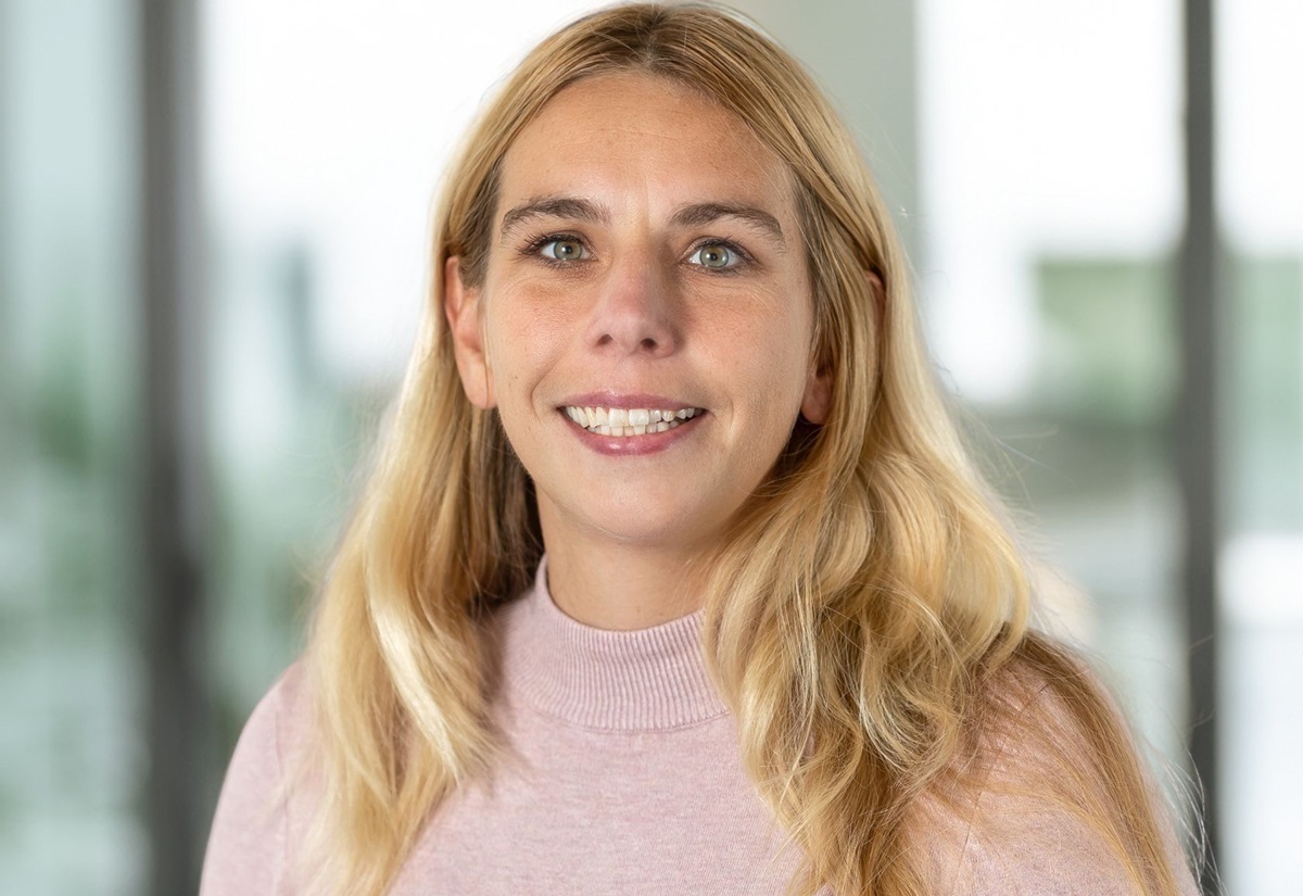 Porträtfoto von Sandra Peternek