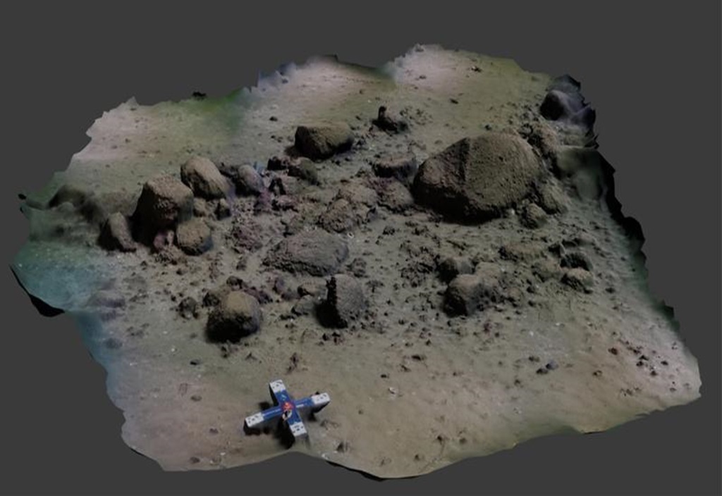 3D-Modell eines Abschnitts des eiszeitlichen Steinwalls am Grund der Ostsee vor Rerik, der Ausgangspunkt für das jetzt gestartete Verbundprojekt SEASCAPE ist; weitere Mega-Strukturen werden in der Ostsee vermutet, was nun näher untersucht werden soll.