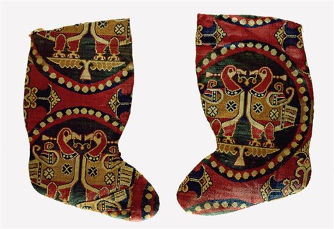 Sogdische Seidensocken mit Entendarstellungen in Medaillons aus Zentralasien, 7.–8. Jh.