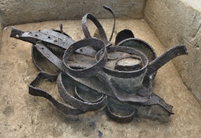 Metallreifendepot aus dem Heerlager Wallensteins