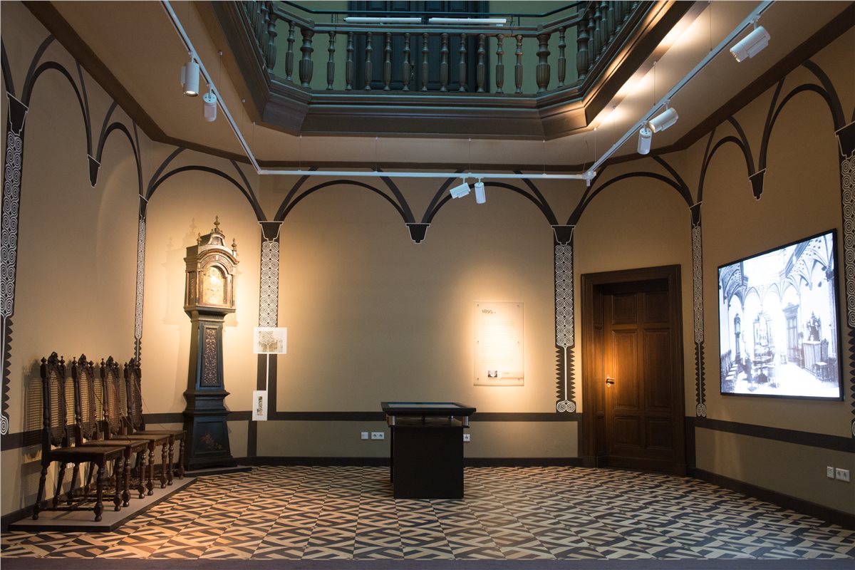 Eingangshalle der Villa