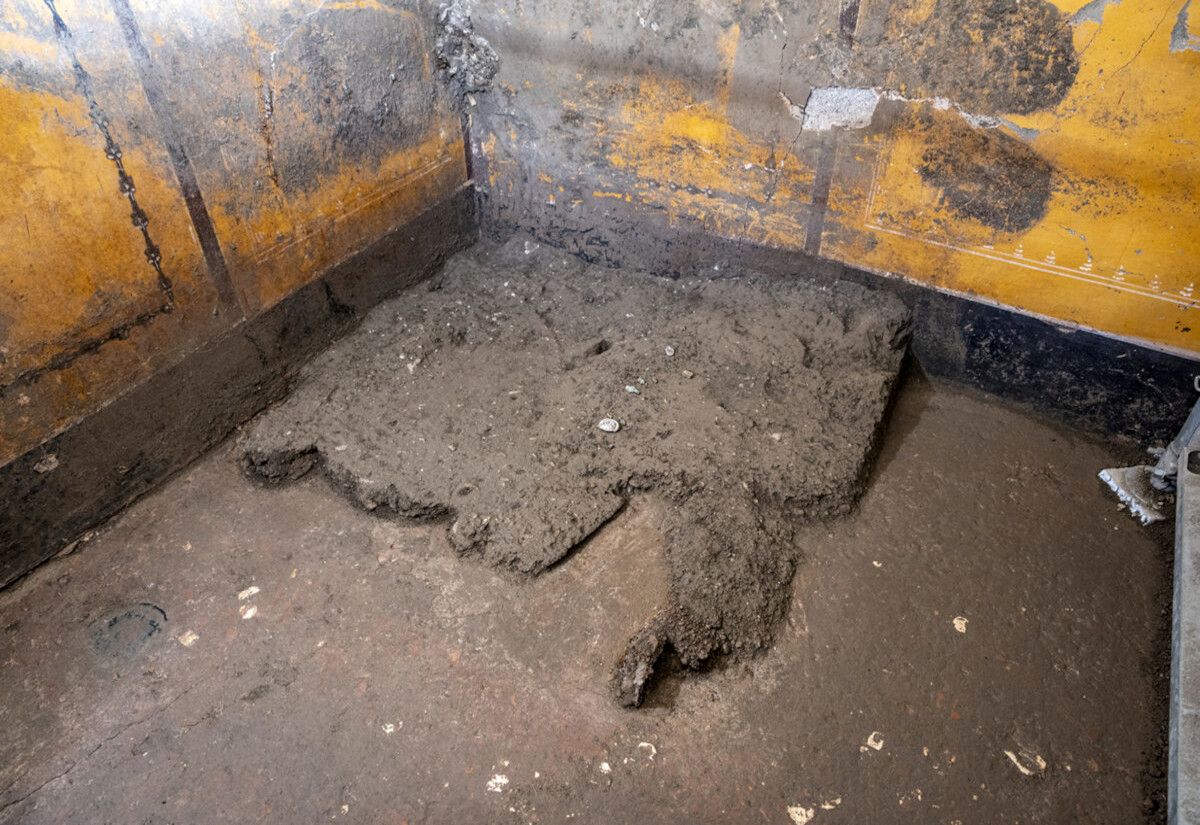 Pompeji: Ein verschlossener Schrank bewahrte die Habseligkeiten eines antiken Haushalts
