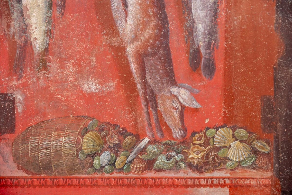 Detail der Wandmalerei mit Meeresfrüchten und erlegten Tieren