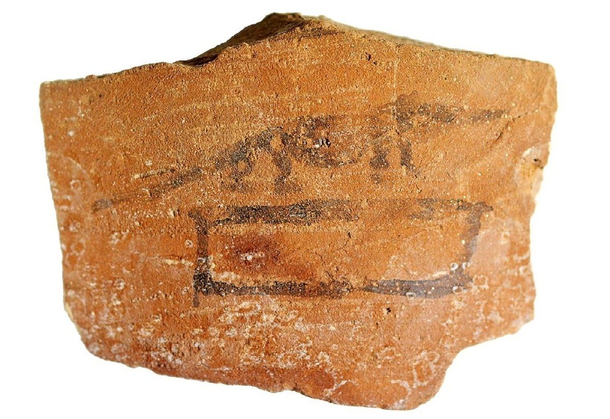 Steuerlisten, Schulübungen, Horoskope: 43.000 Ostraka aus Athribis eröffnen neue Einblicke in den Alltag des antiken Ägypten