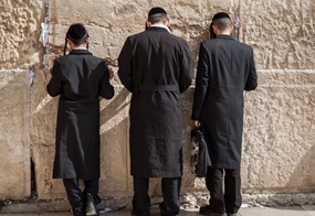 Betende Juden an der Klagemauer