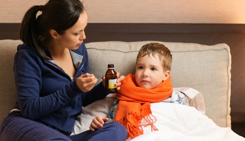 Kleine Patienten brauchen nicht nur Medizin: Wenn Kinder krank sind